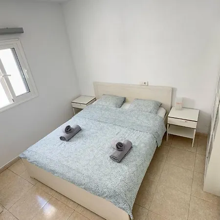 アパート Lava Family